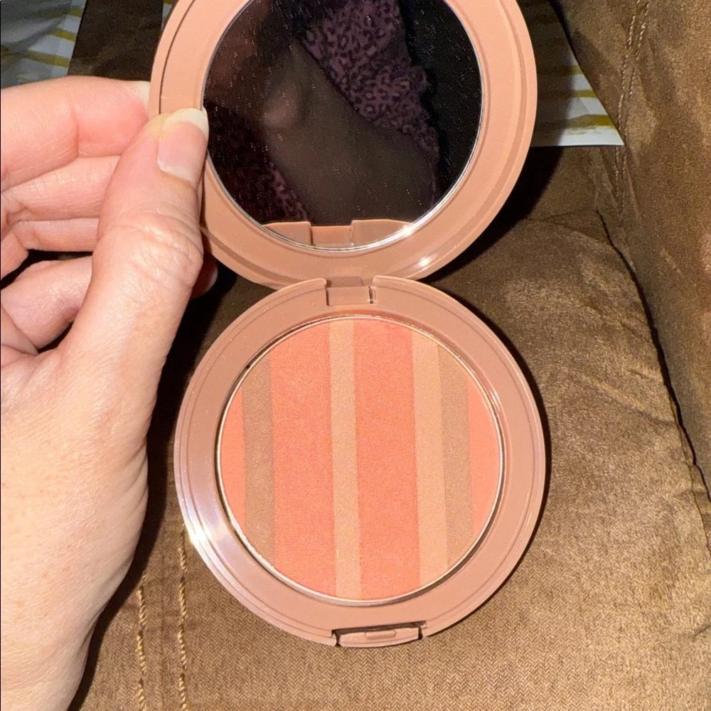 Belle Beauty By Kim Gravel Blusher Bronzer Set Coral Crush and Island Glow New